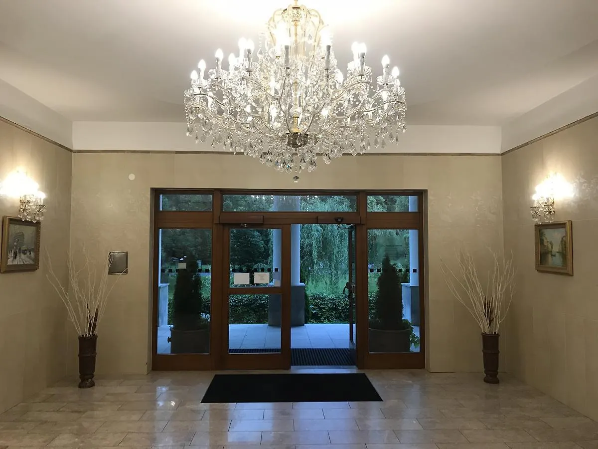 Slunecni Lazne Aparthotel Karlovy Vary